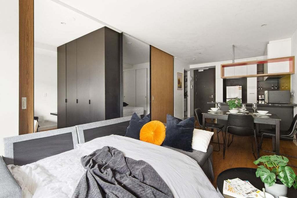 Apartment A Modern & Spacious 2br Near Uni Melbourne